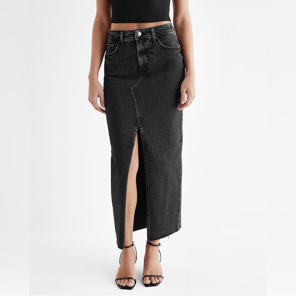 Express High Waisted Black Raw Hem Front Slit Maxi Denim Skirt size 12